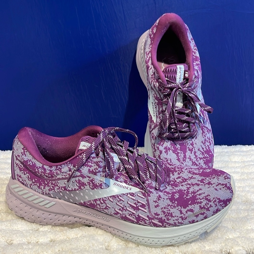 Brooks Women's Adrenaline 21 Purple Pink Patterned Running Sneakers